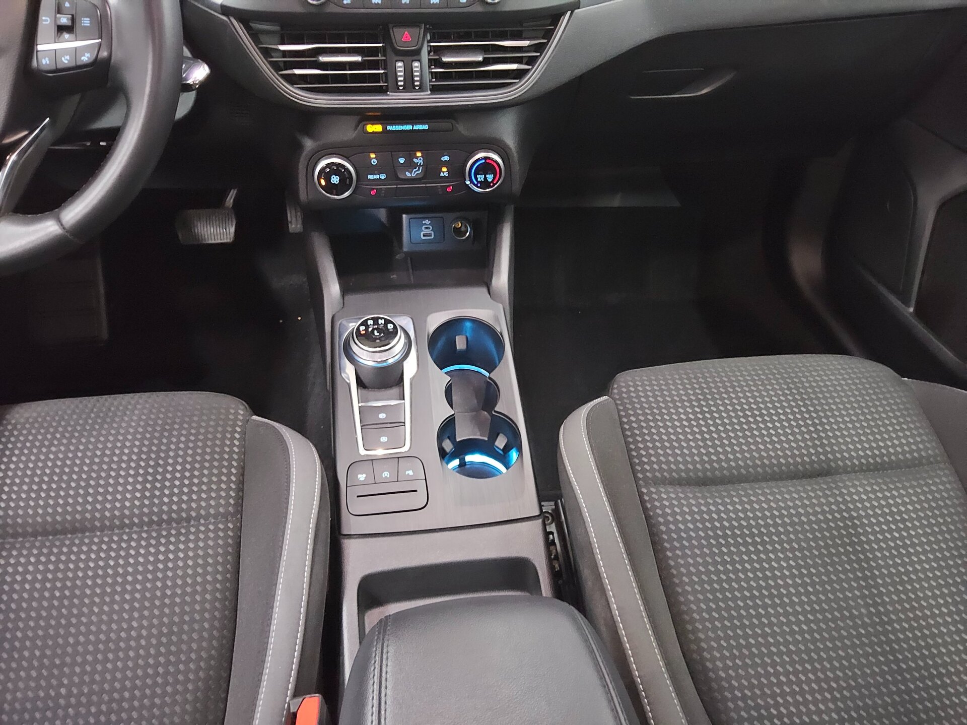Ford Focus Turnier 1.5 EB Cool&Connect coo 6
