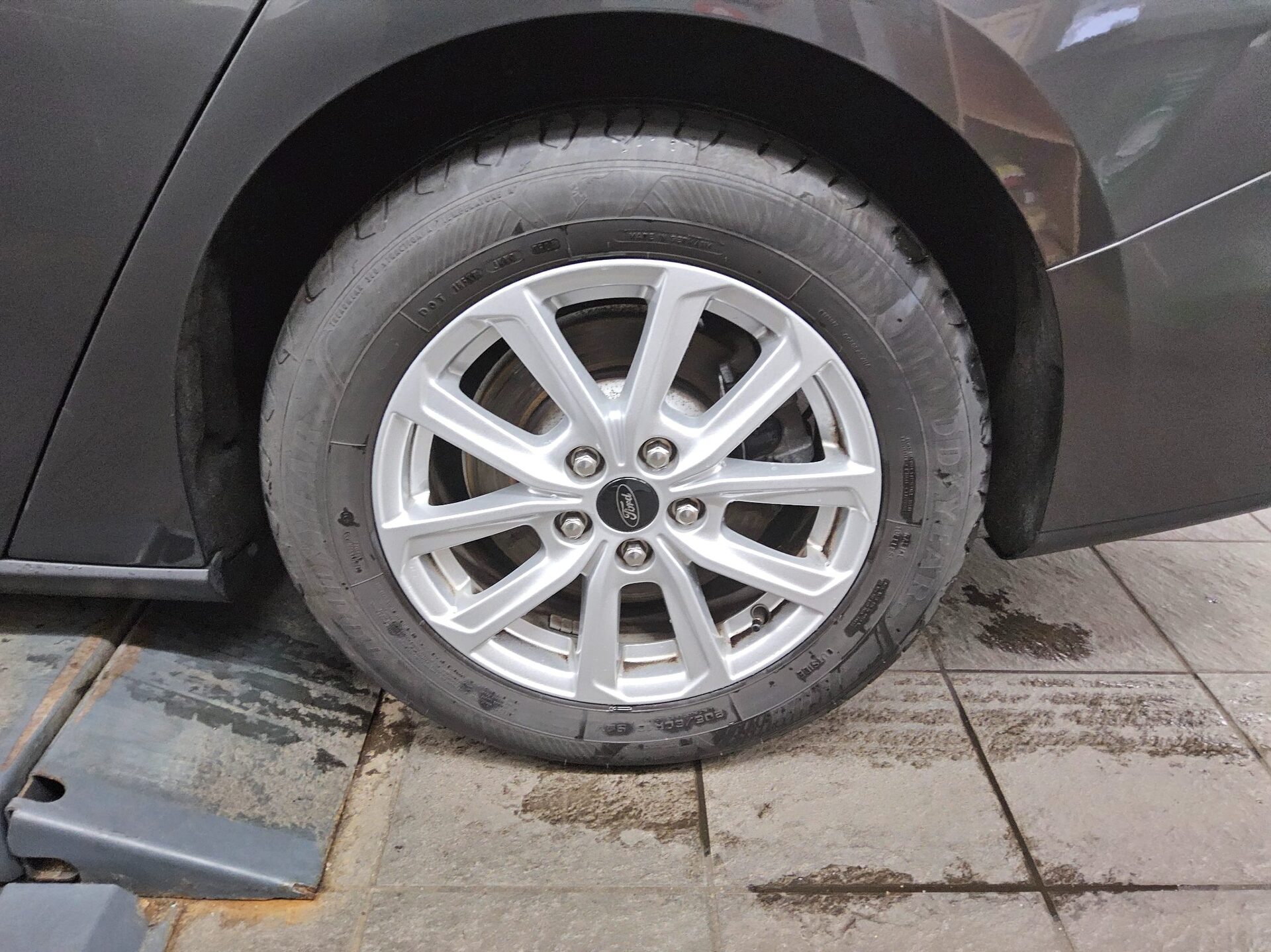 Ford Focus Turnier 1.5 EB Cool&Connect coo 10