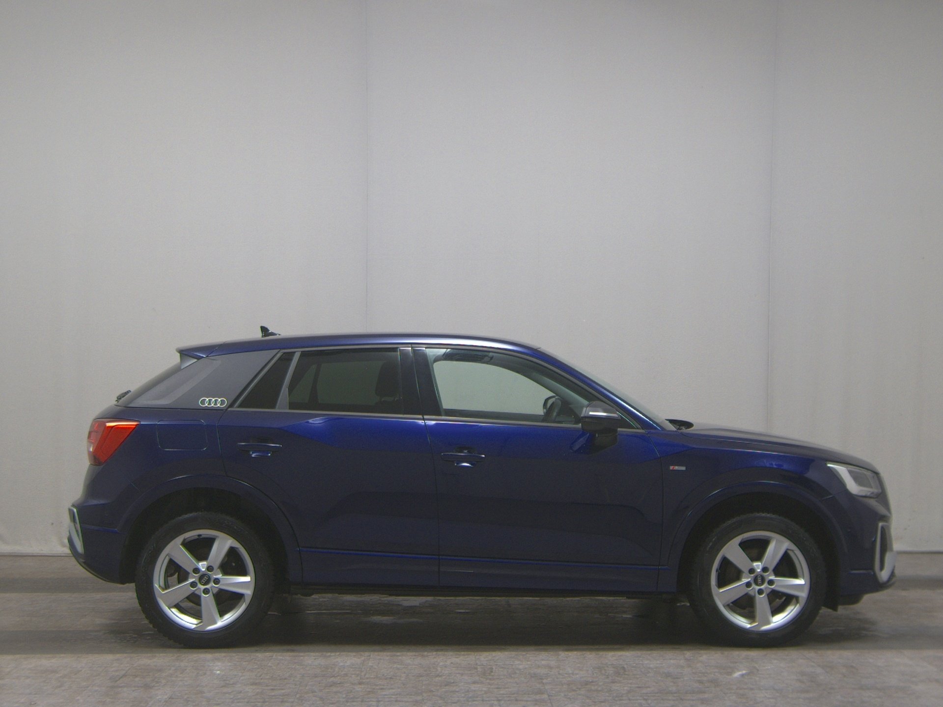 Audi Q2 35 TFSI S-Line Navi LED vc RfK PDC AHK