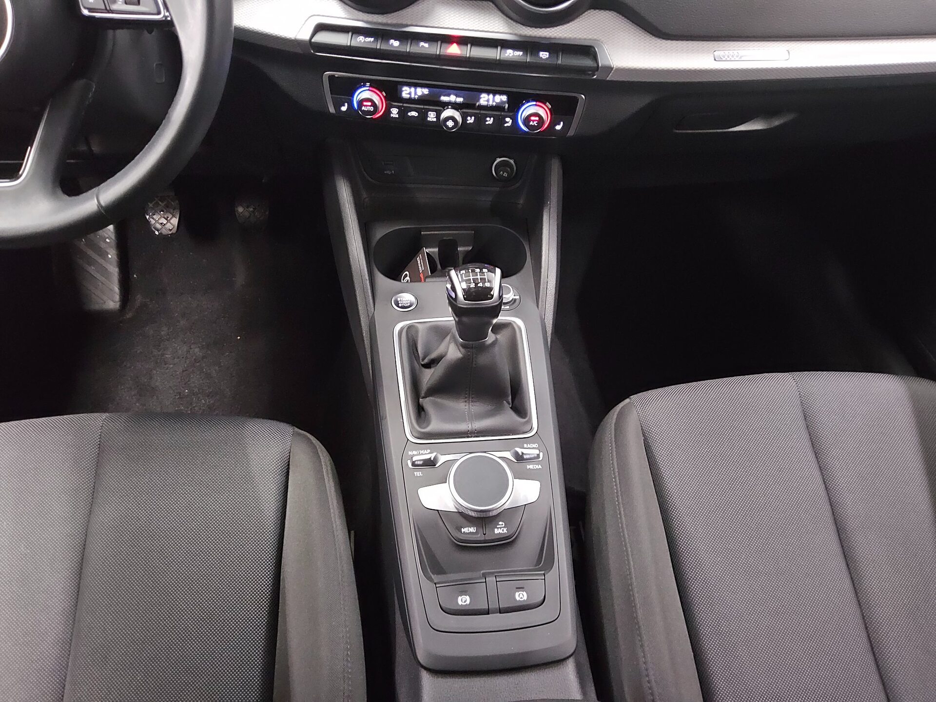 Audi Q2 35 TFSI S-Line Navi LED vc RfK PDC AHK 6