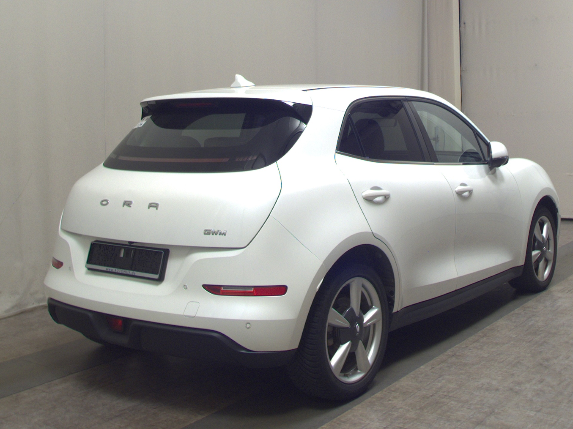 ORA Funky Cat T-LEDER NAVI KLIMAAUT LED PDC 4