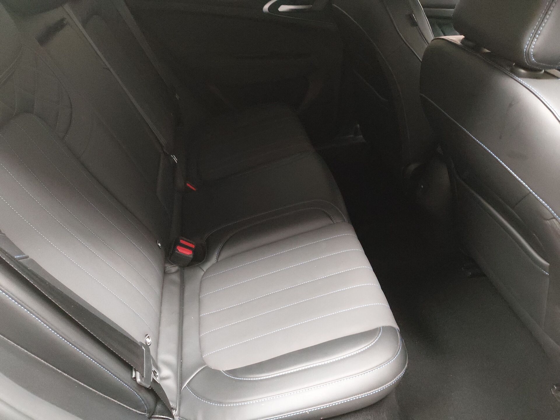 ORA Funky Cat T-LEDER NAVI KLIMAAUT LED PDC 17