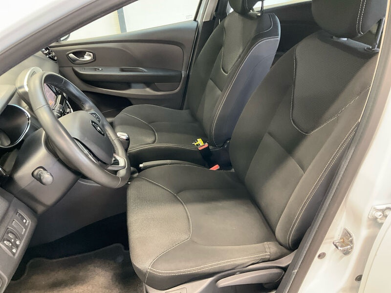 Renault Clio Grandtour 90 TCe RADIO TEMPO 6