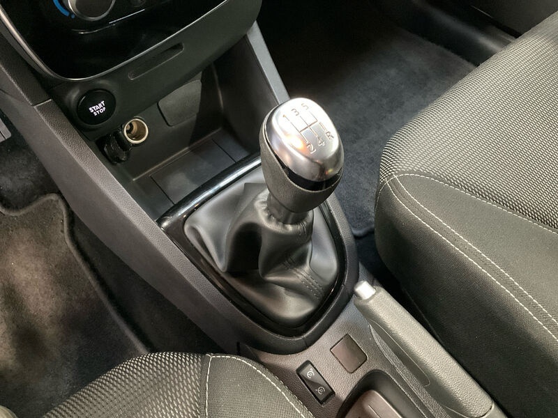 Renault Clio Grandtour 90 TCe RADIO TEMPO 11