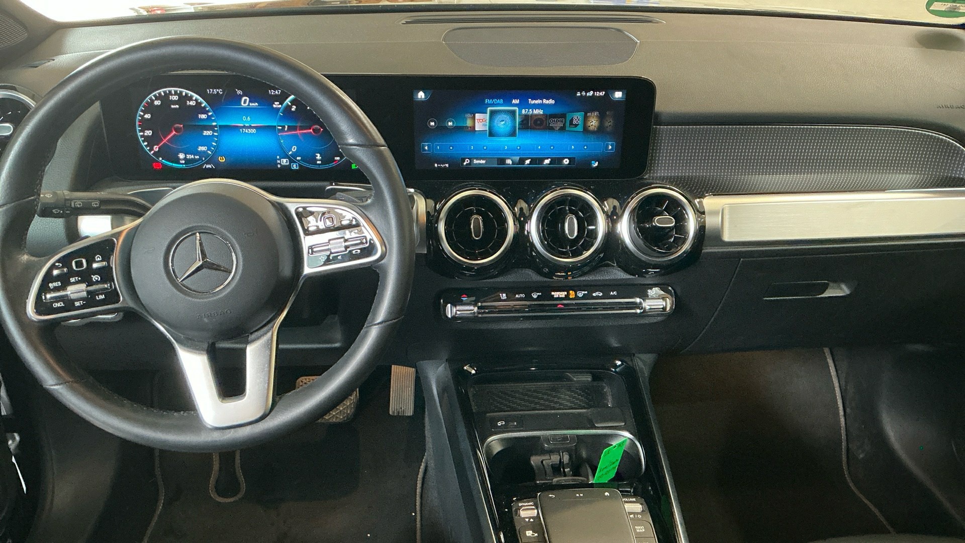 Mercedes-Benz GLB 200 d Progressive LEDER NAVI KLIMAAUT SHZ PDC 5