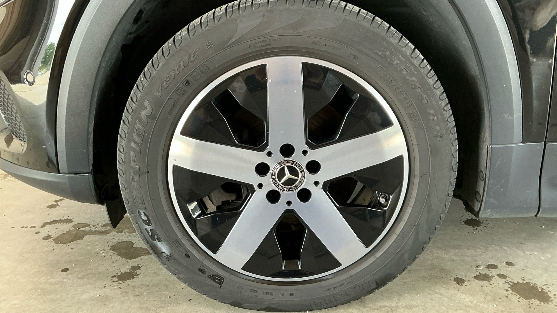 Mercedes-Benz GLB 200 d Progressive LEDER NAVI KLIMAAUT SHZ PDC 12