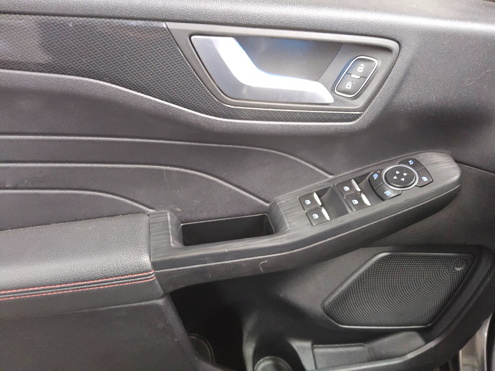 Ford Kuga 2.0 EB ST-Line X Navi LED RfK AHK B&O 10