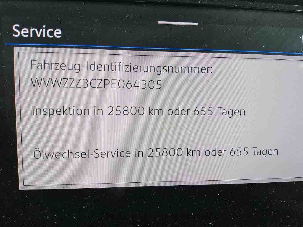 Volkswagen Passat Variant 2.0 TDI R-Line Navi AID Matrix 11