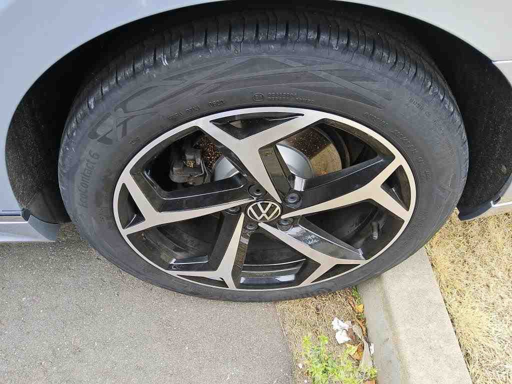 Volkswagen Passat Variant 2.0 TDI R-Line Navi AID Matrix 12