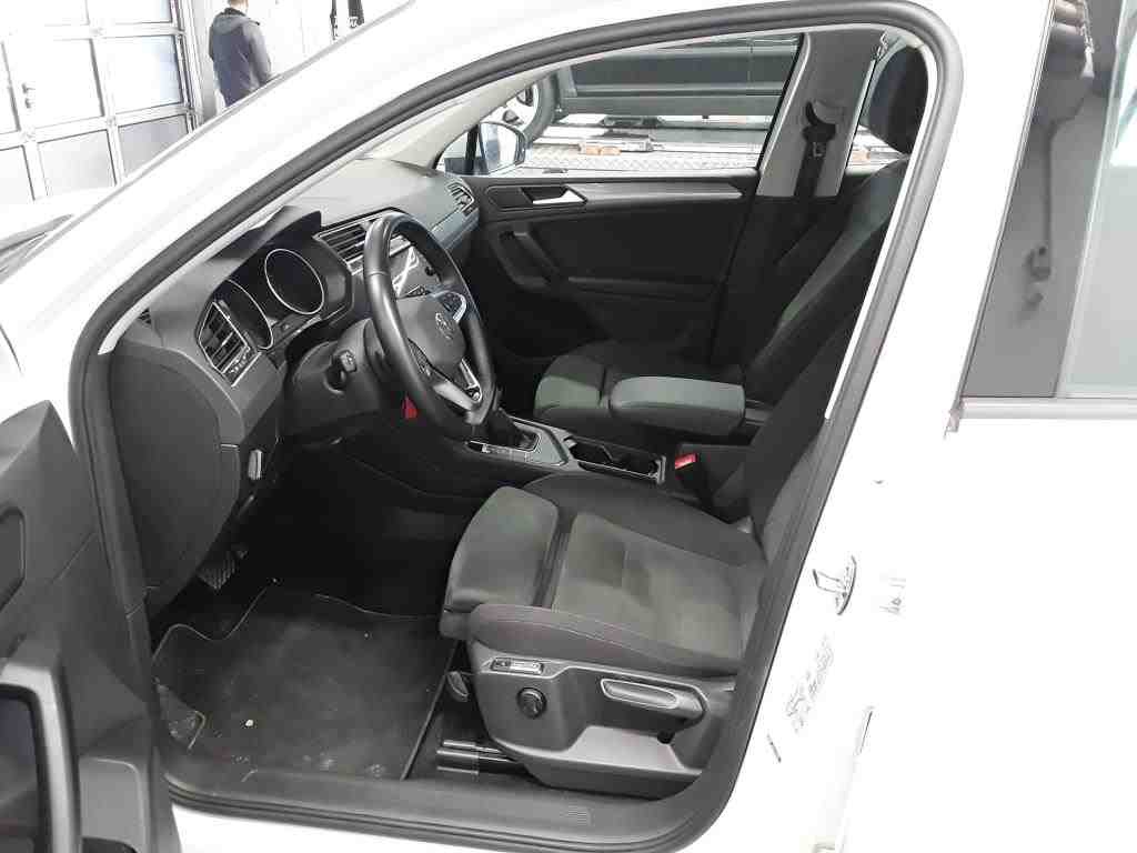Volkswagen Tiguan 2.0 TDI Life Navi LED AHK ACC 6