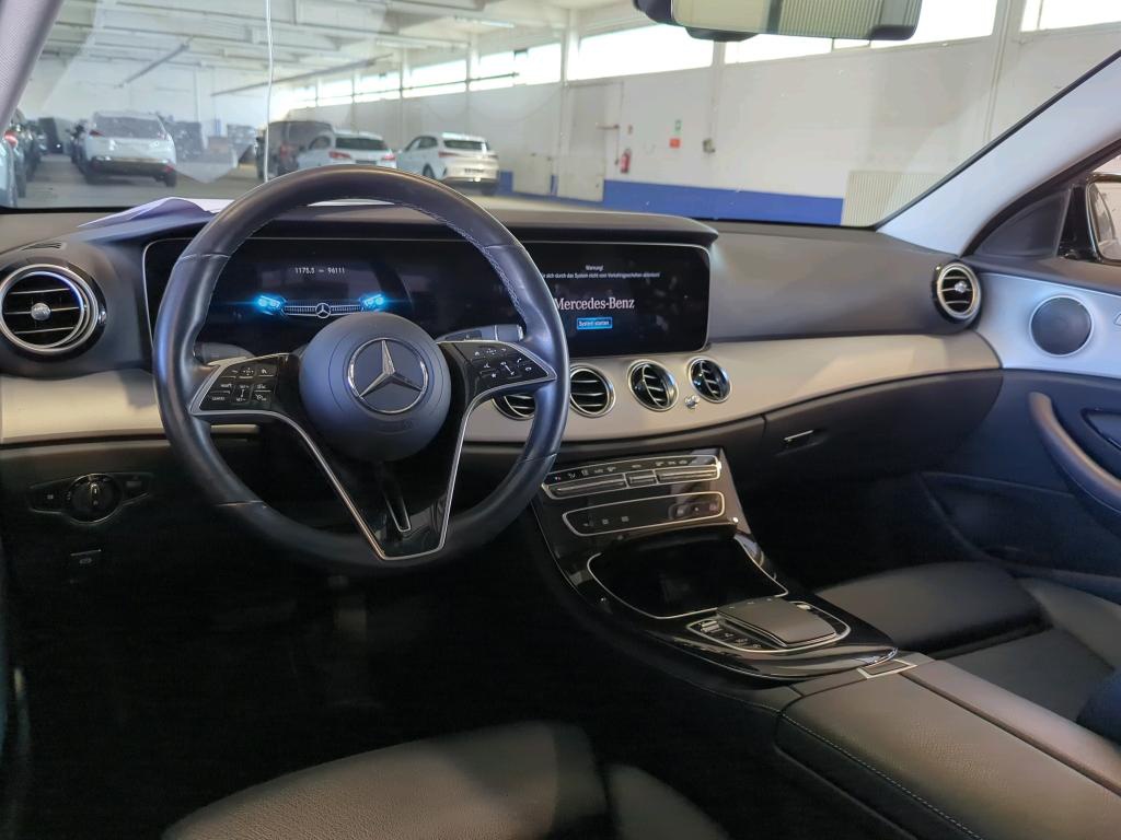Mercedes-Benz E 220 d Avantgarde Leder Navi LED Widescreen 6