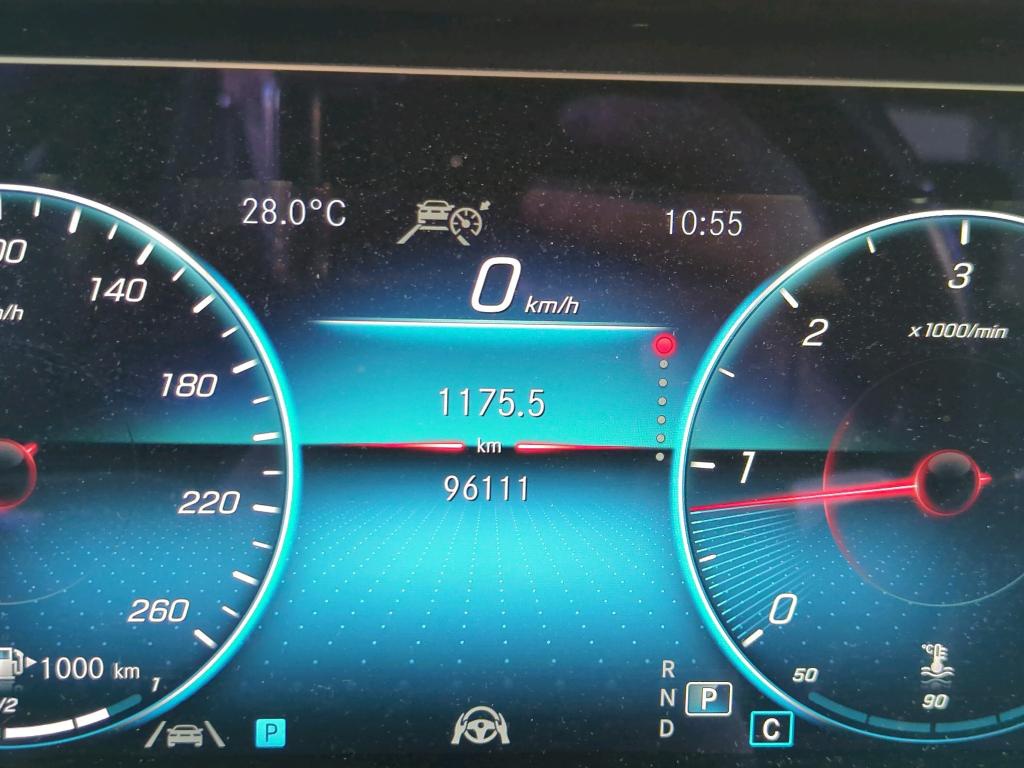 Mercedes-Benz E 220 d Avantgarde Leder Navi LED Widescreen 8