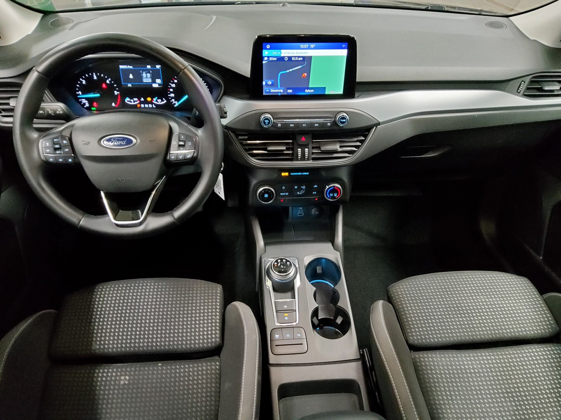 Ford Focus Turnier 1.5 EB Cool&Connect Navi LED Shz PDC 5