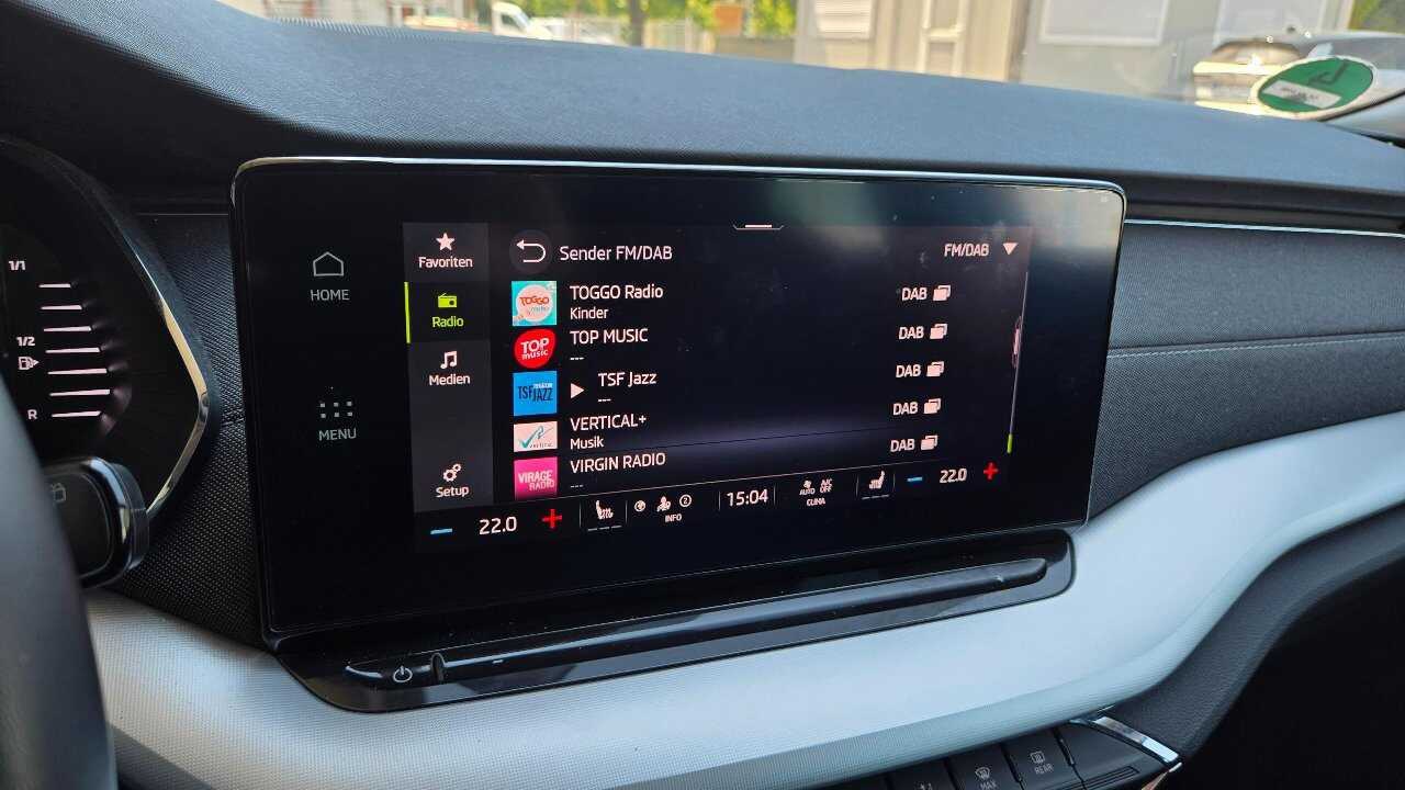 Skoda Octavia Combi 2.0 TDI Selection Plus NAVI LED SHZ RFK 7