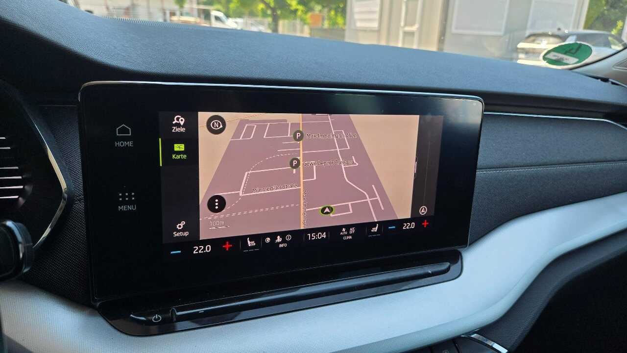 Skoda Octavia Combi 2.0 TDI Selection Plus NAVI LED SHZ RFK 6