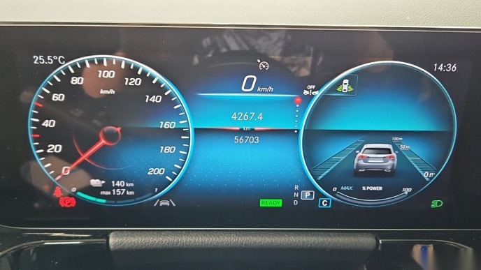 Mercedes-Benz EQA 300 Progressive NAVI LED SHZ PANO DC 7