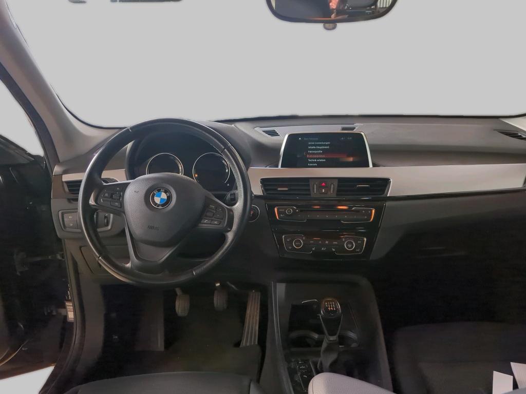 BMW X1 sDrive18d Advantage NAVI LED SHZ PDC KAMERA 5