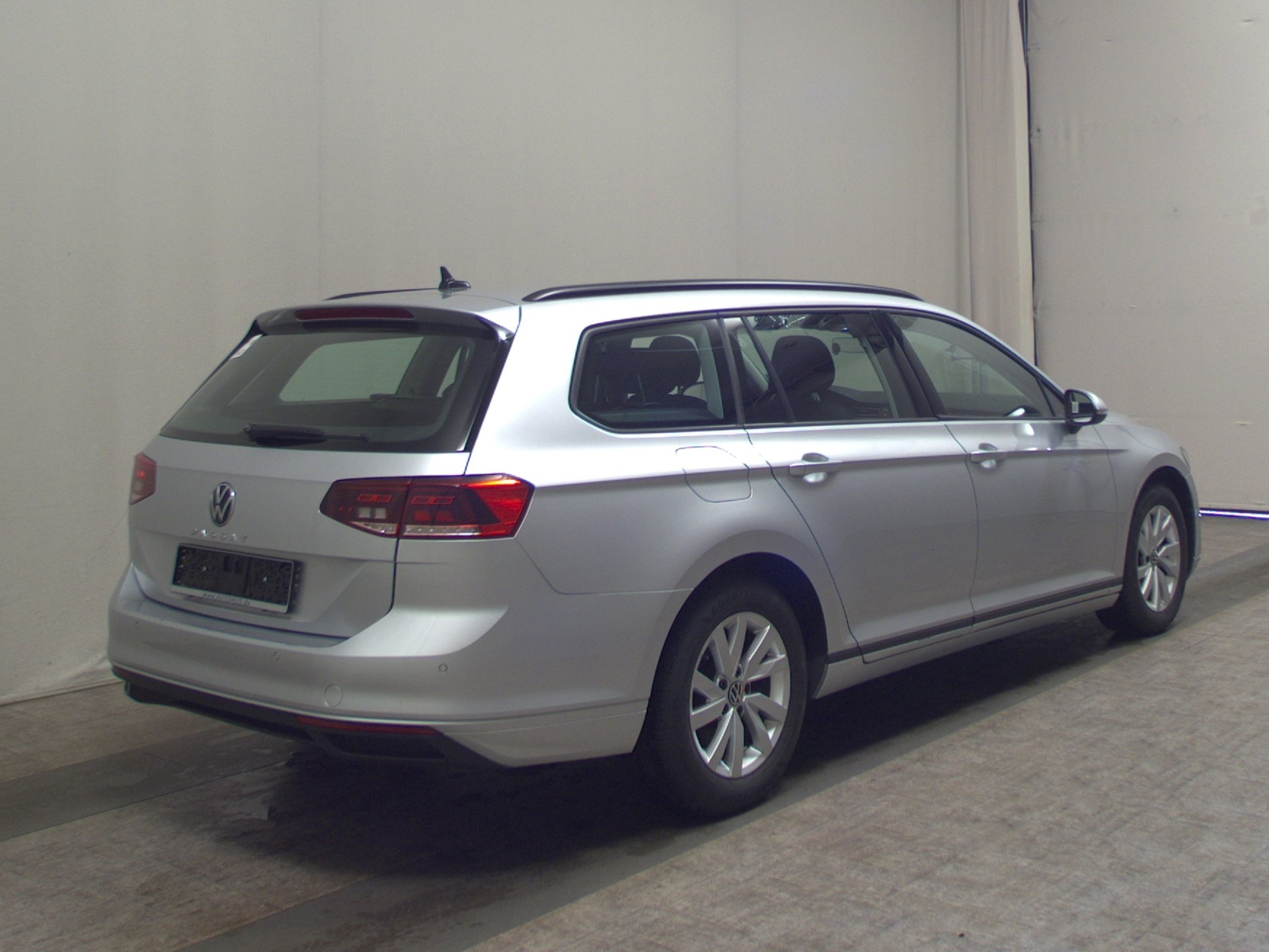 Volkswagen Passat Var. 2.0 TDI Navi LED RFK ACC SHZ 4