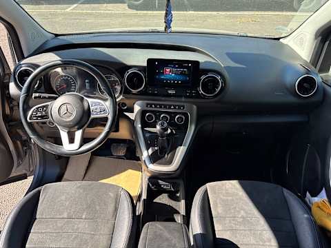 Mercedes-Benz T 180 d Progressive T-Leder NAVI SHZ RFK LED 5
