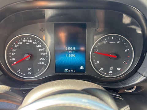 Mercedes-Benz T 180 d Progressive T-Leder NAVI SHZ RFK LED 10