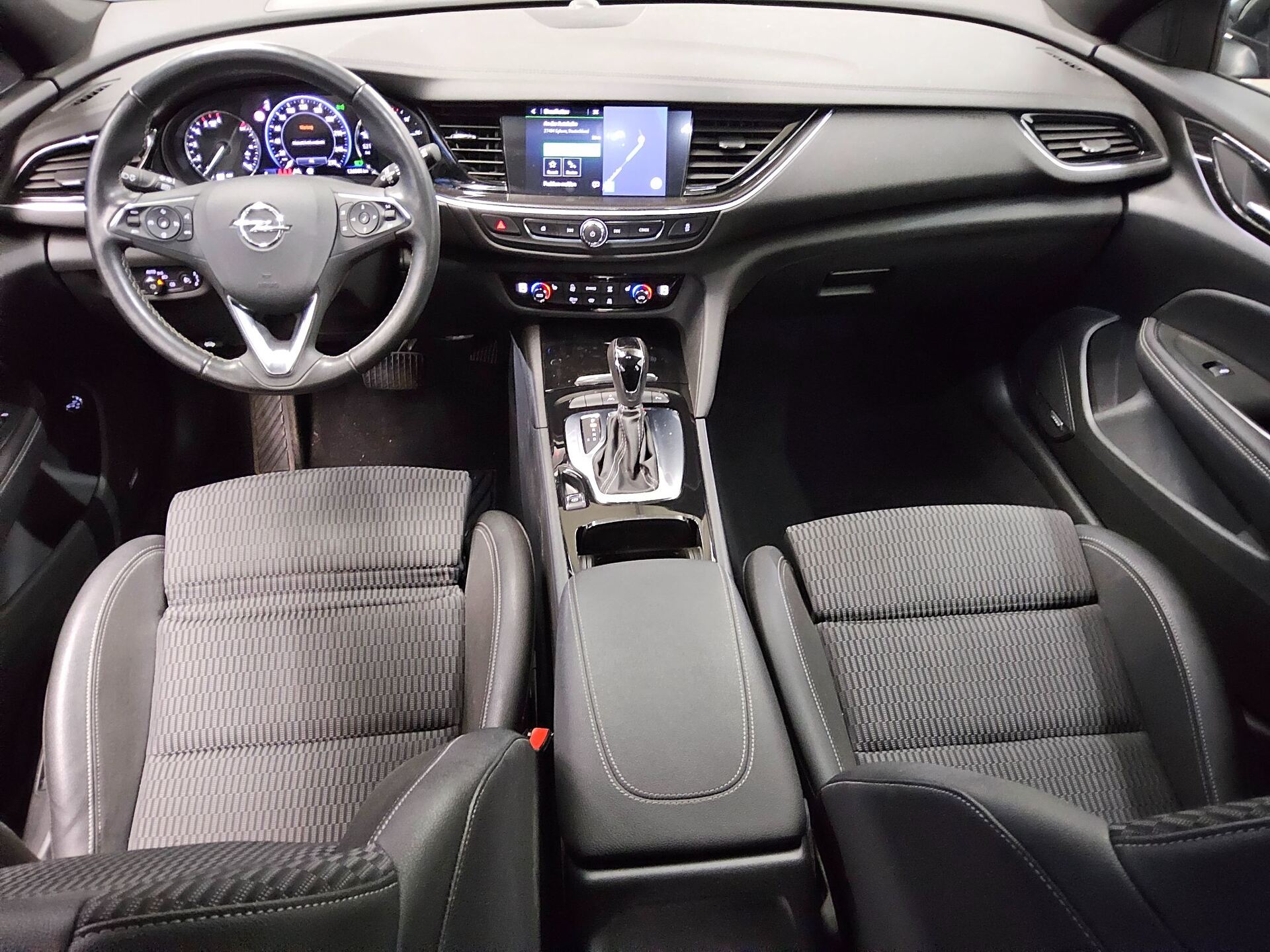 Opel Insignia ST 1.5 D Business Ed. Navi LED Shz PDC 5