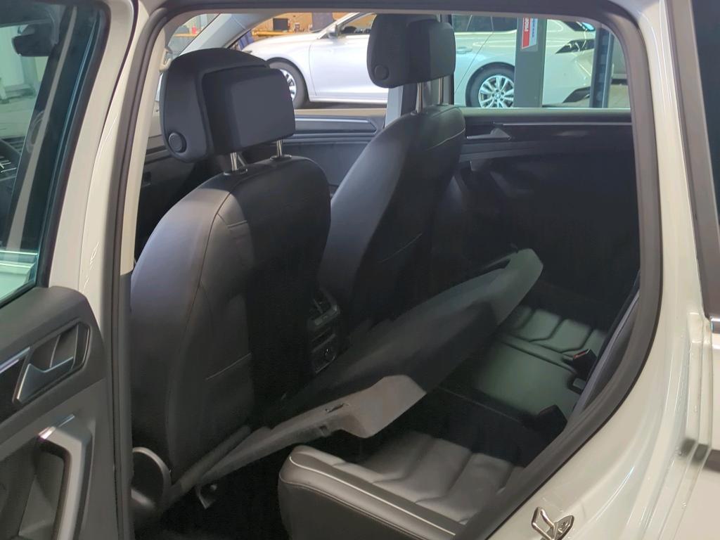 Volkswagen Tiguan 2.0 TDI Elegance NAVI LED AID LEDER Shz 9