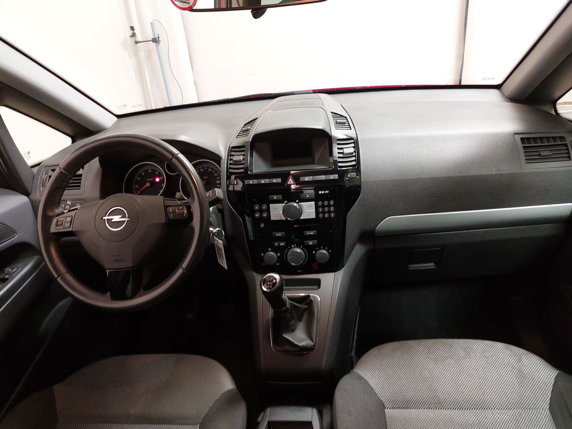 Opel Zafira 111 Jahre SHZ PDC AHK LEDER 12