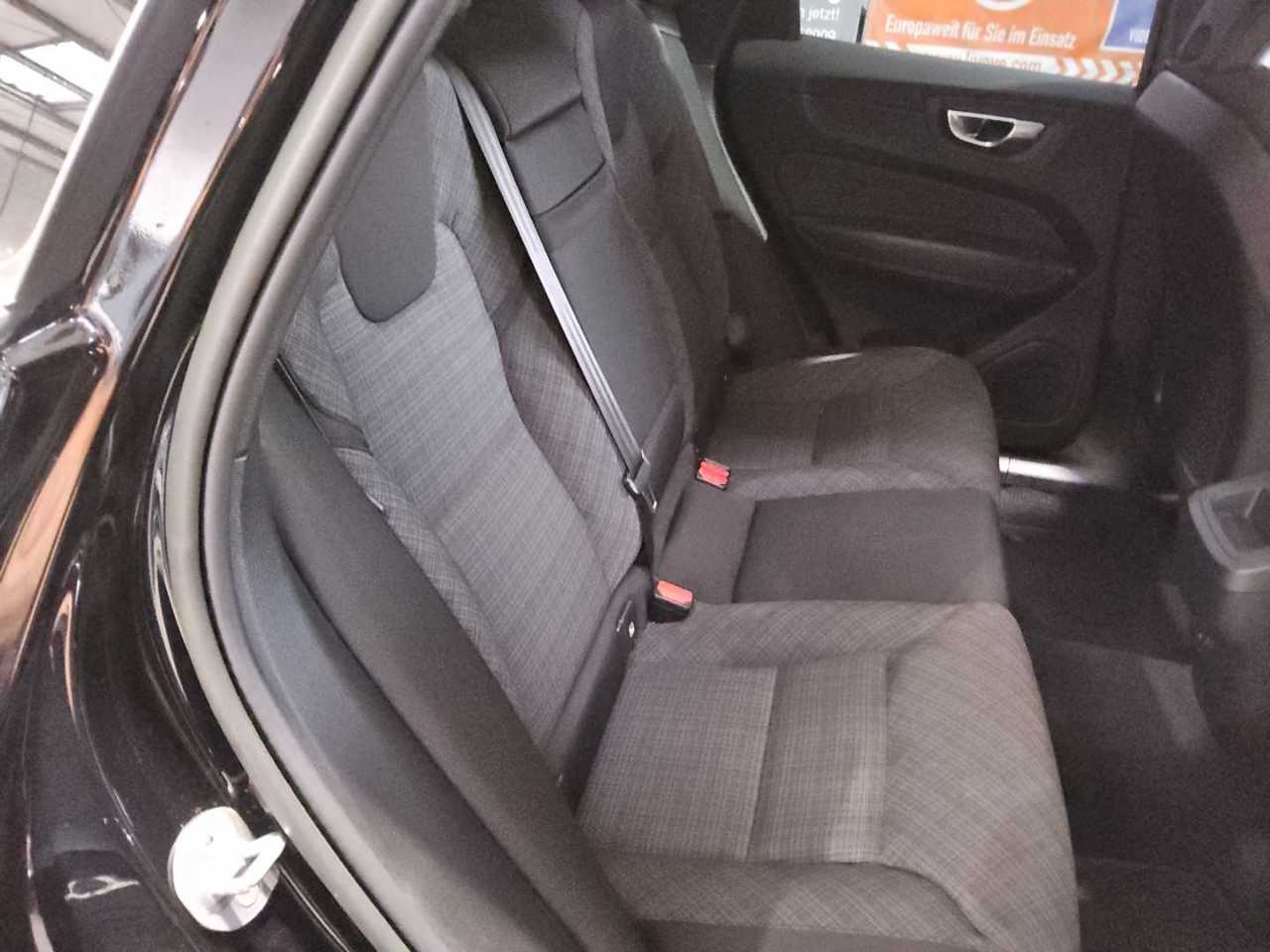 Volvo XC60 B4 D Core RFK 6
