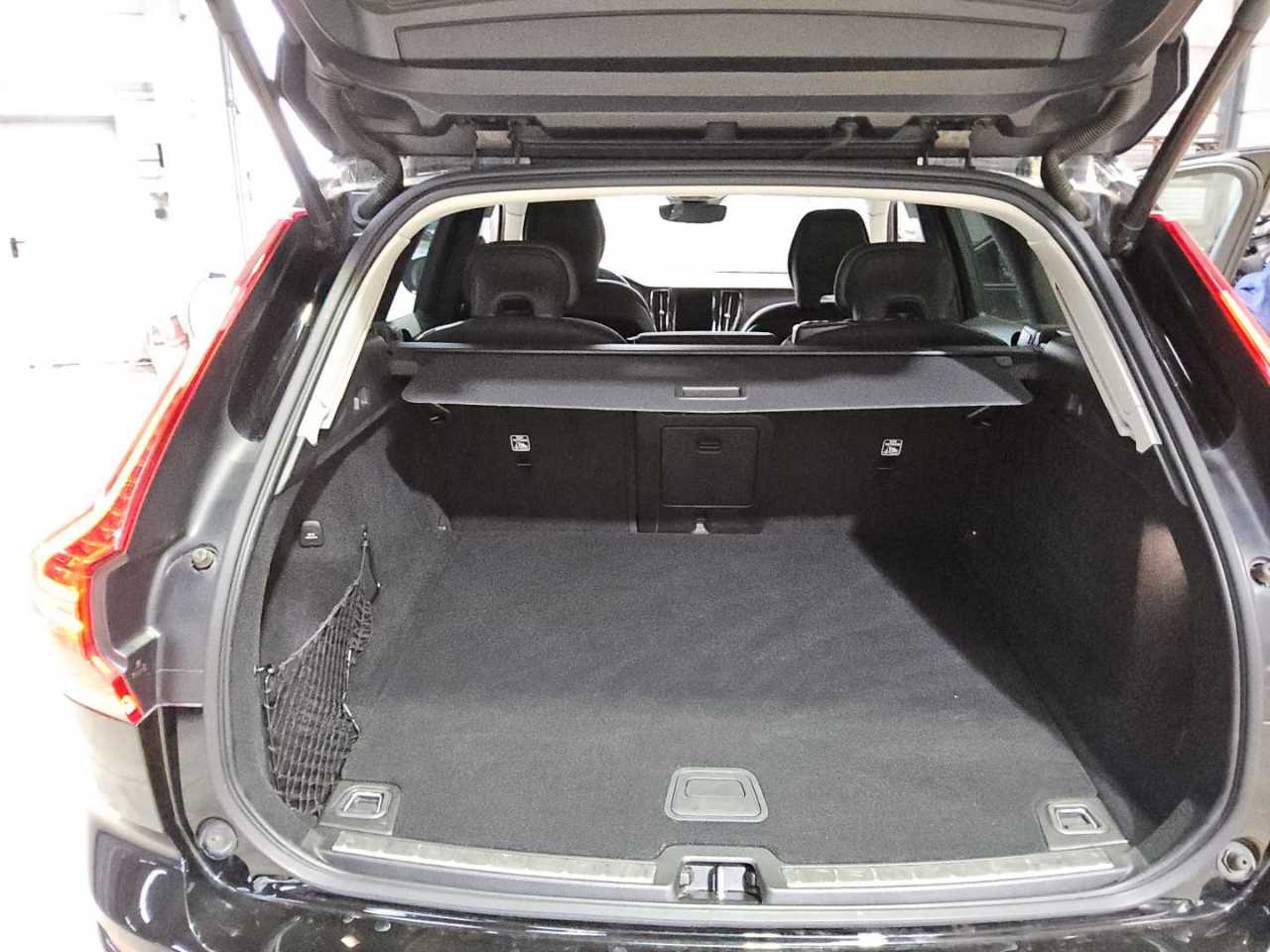 Volvo XC60 B4 D Core RFK 7