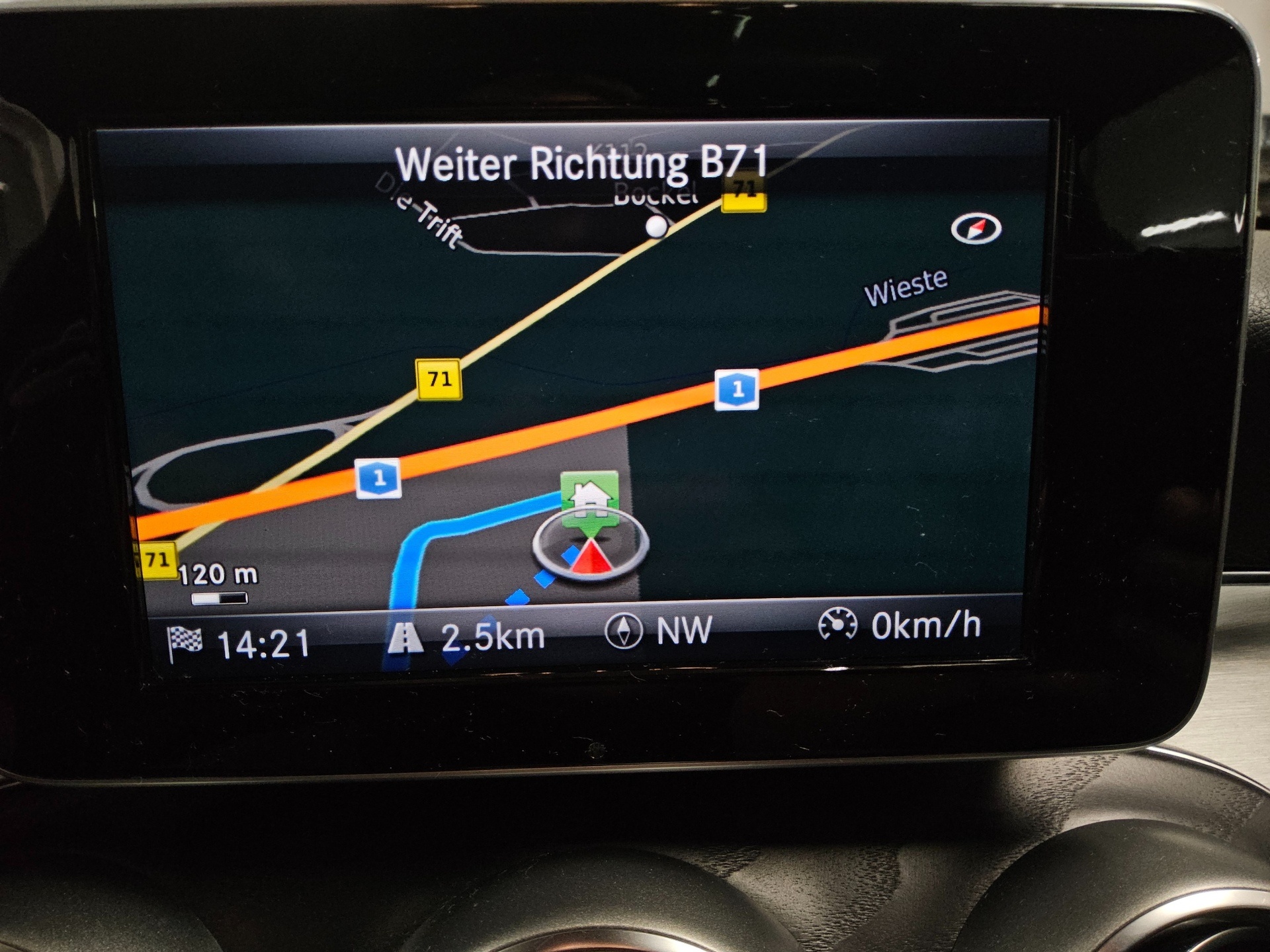 Mercedes-Benz C 220 Coupé d AMG-Line Navi LED Pano Distronic+ 7