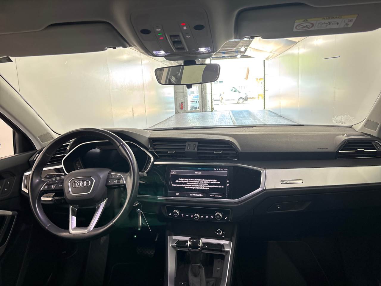 Audi Q3 35 TDI S-Line NAVI KLIMAAUT LED PANO SHZ 5