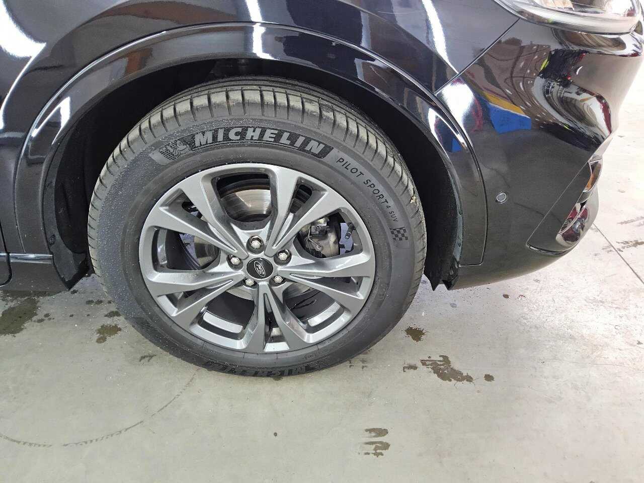 Ford Kuga 2.0 EB ST-Line NAVI LED 4xSHZ el.Heck RFK 12