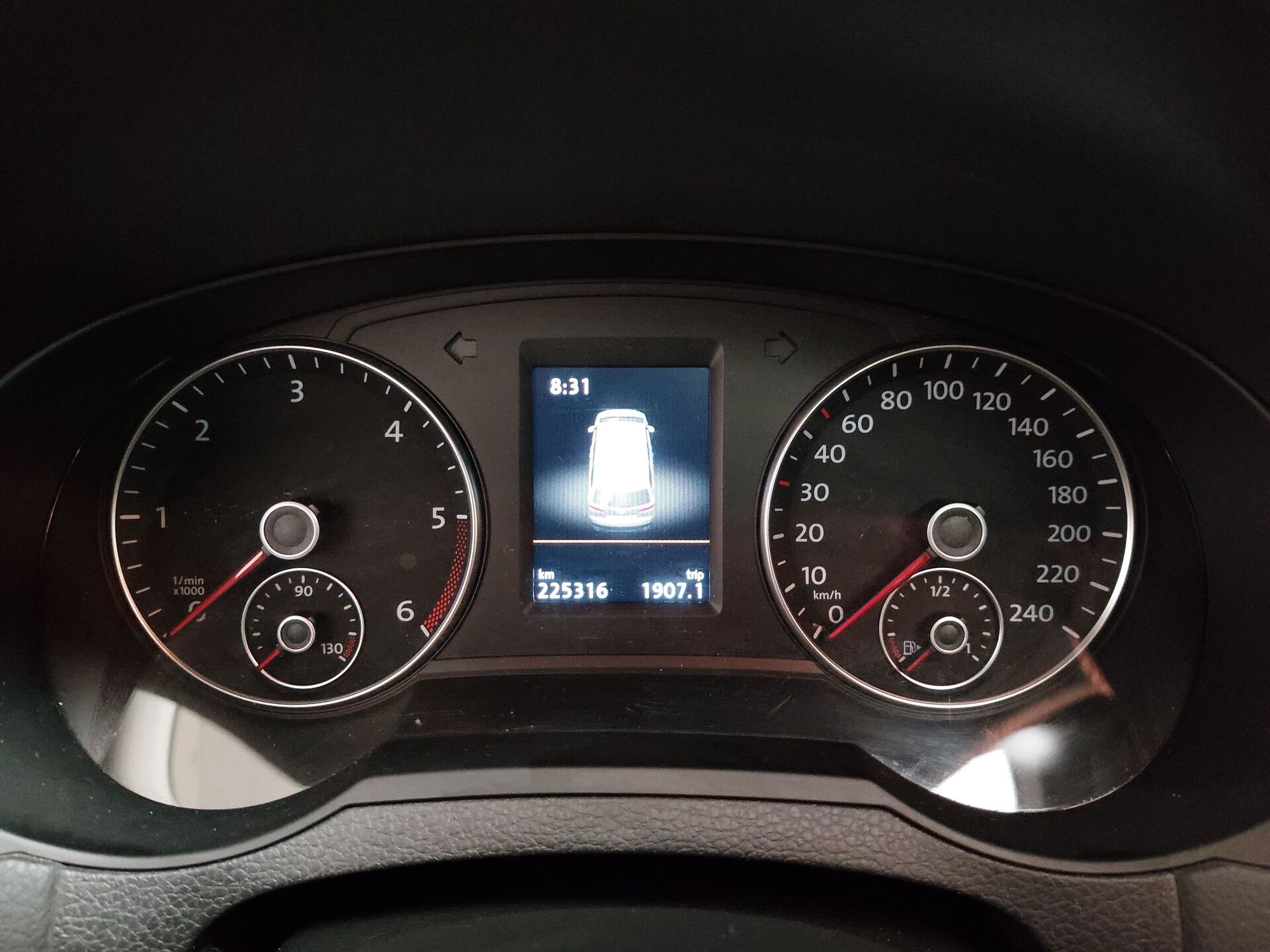 Volkswagen Sharan Highline NAVI KLIMAAUT SHZ RFK ACC 17