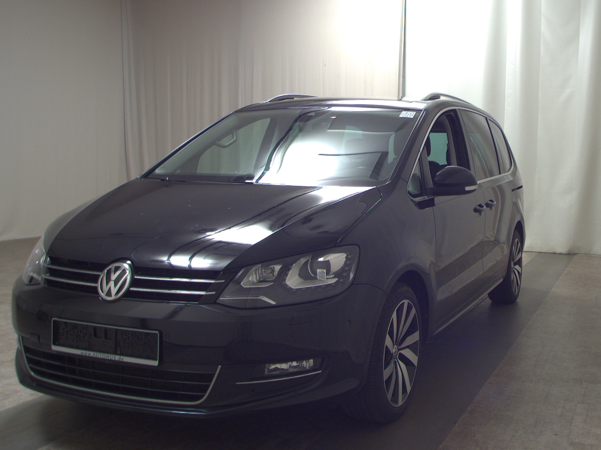 Volkswagen Sharan Highline NAVI KLIMAAUT SHZ RFK ACC 2