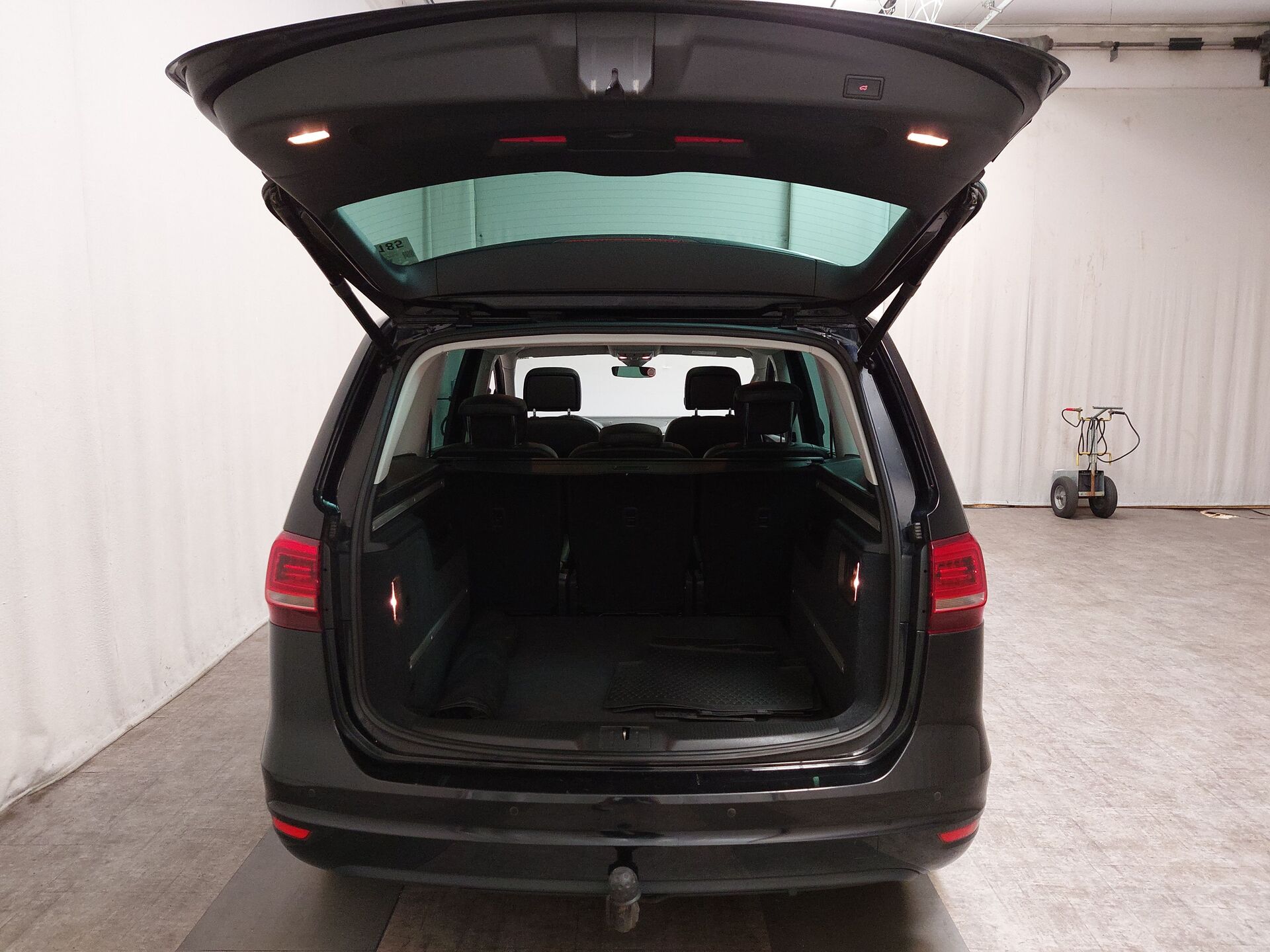 Volkswagen Sharan Highline NAVI KLIMAAUT SHZ RFK ACC 15