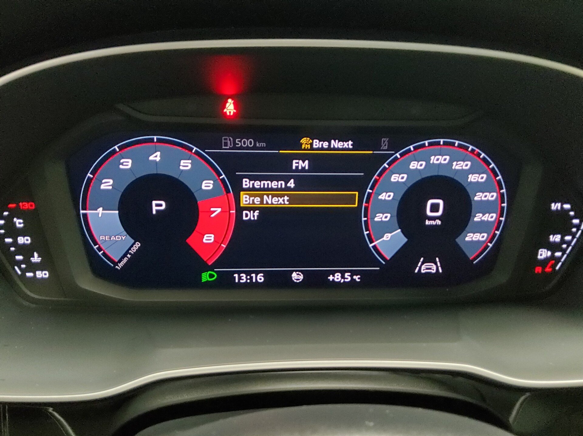 Audi Q3 35 TFSI Navi vc LED ACC PDC SHZ 8