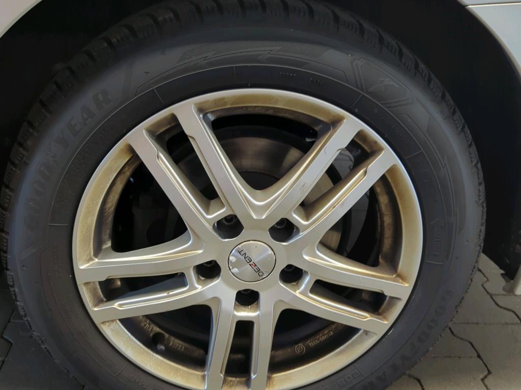 Volkswagen Golf-8 Var. 2.0 TDI Style Navi LED DC Memory 12