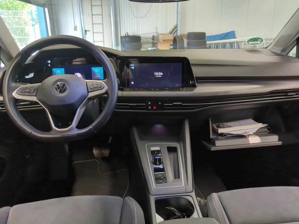 Volkswagen Golf-8 Var. 2.0 TDI Style Navi LED DC Memory 6