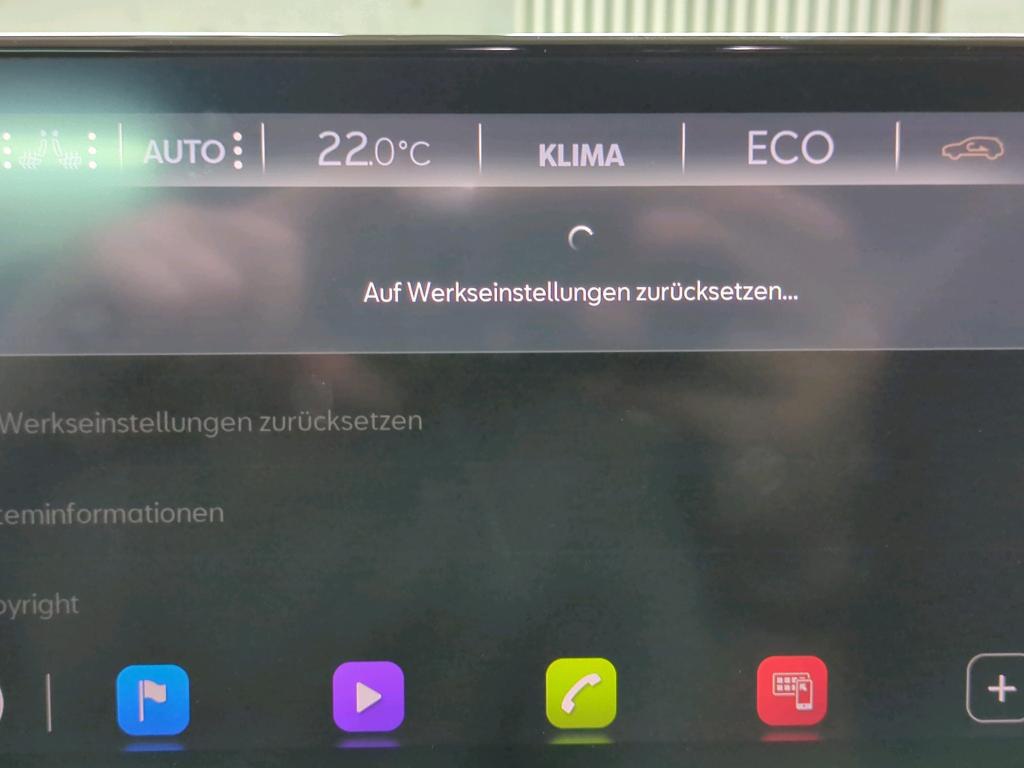 Cupra Leon Sportstourer 1.4 e-Hybrid NAVI LED SPORTSITZE SHZ PDC 9