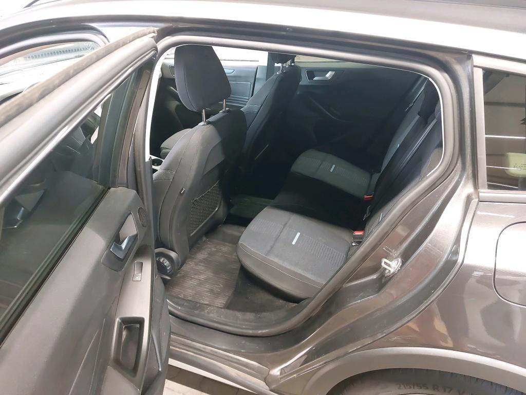 Ford Focus Turnier 1.5 EB Active Navi LED HuD B&O 8