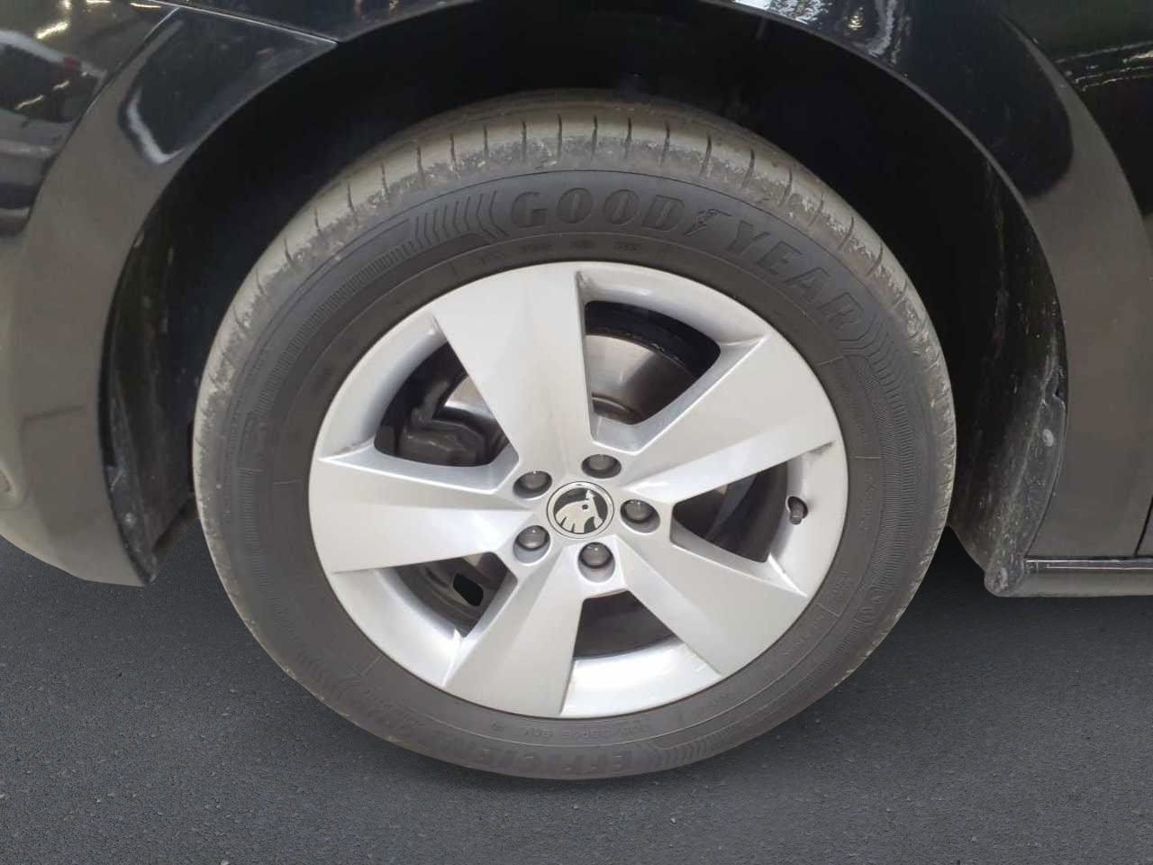 Skoda Scala 1.0 TSI Ambition PDC SHZ 12