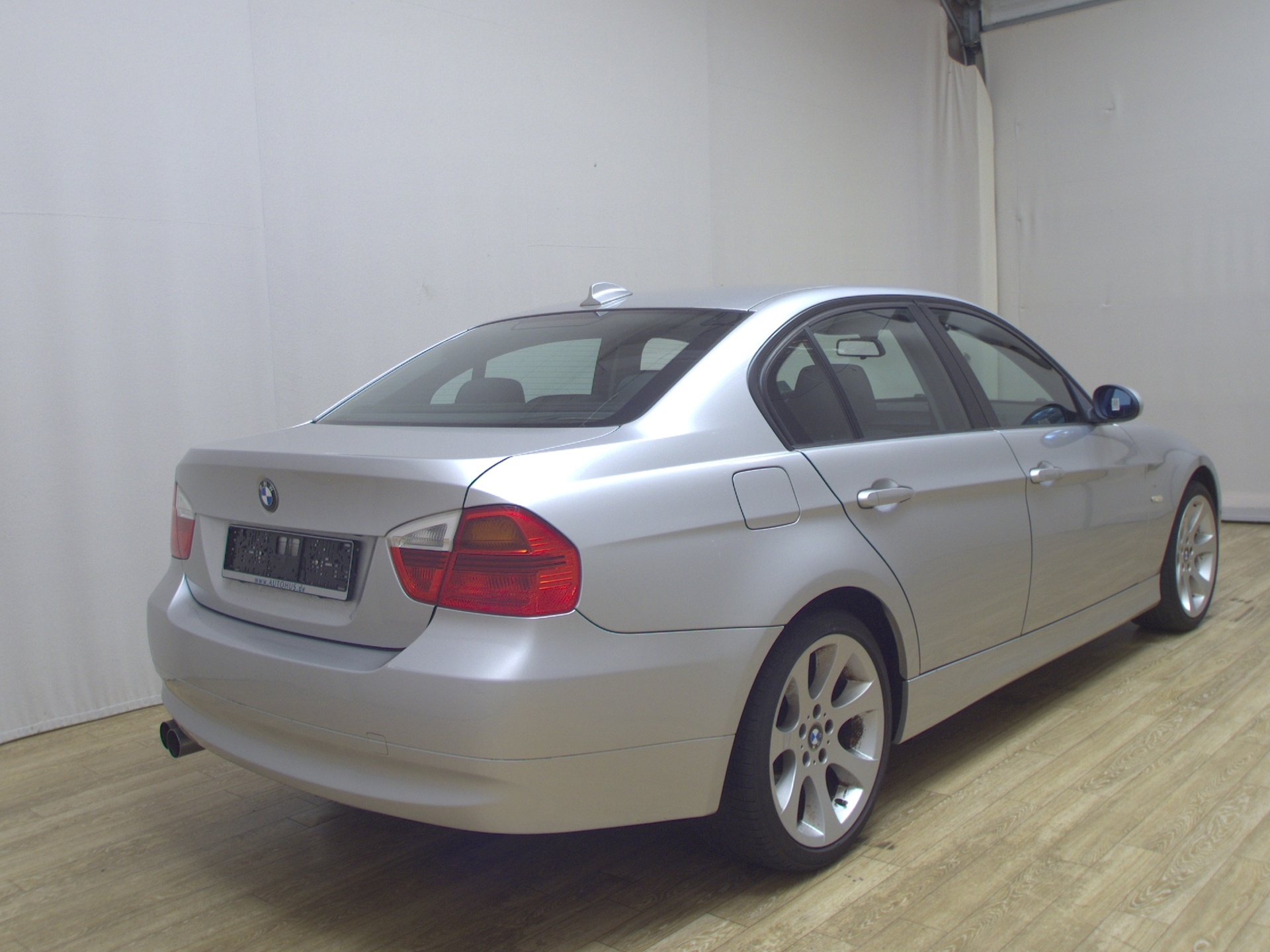 BMW 320i Klima ABS Radio HU 02/27 4