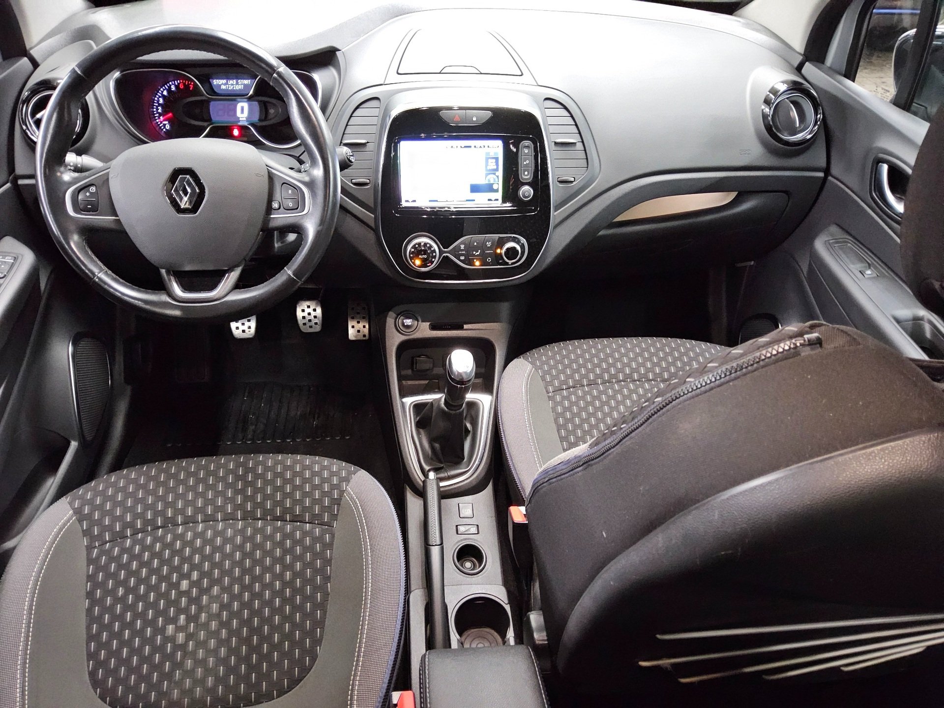Renault Captur 1.3 TCe Collection Navi LED RFK 5