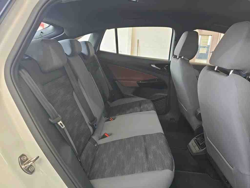 Volkswagen ID.5 Pro Navi LED 7