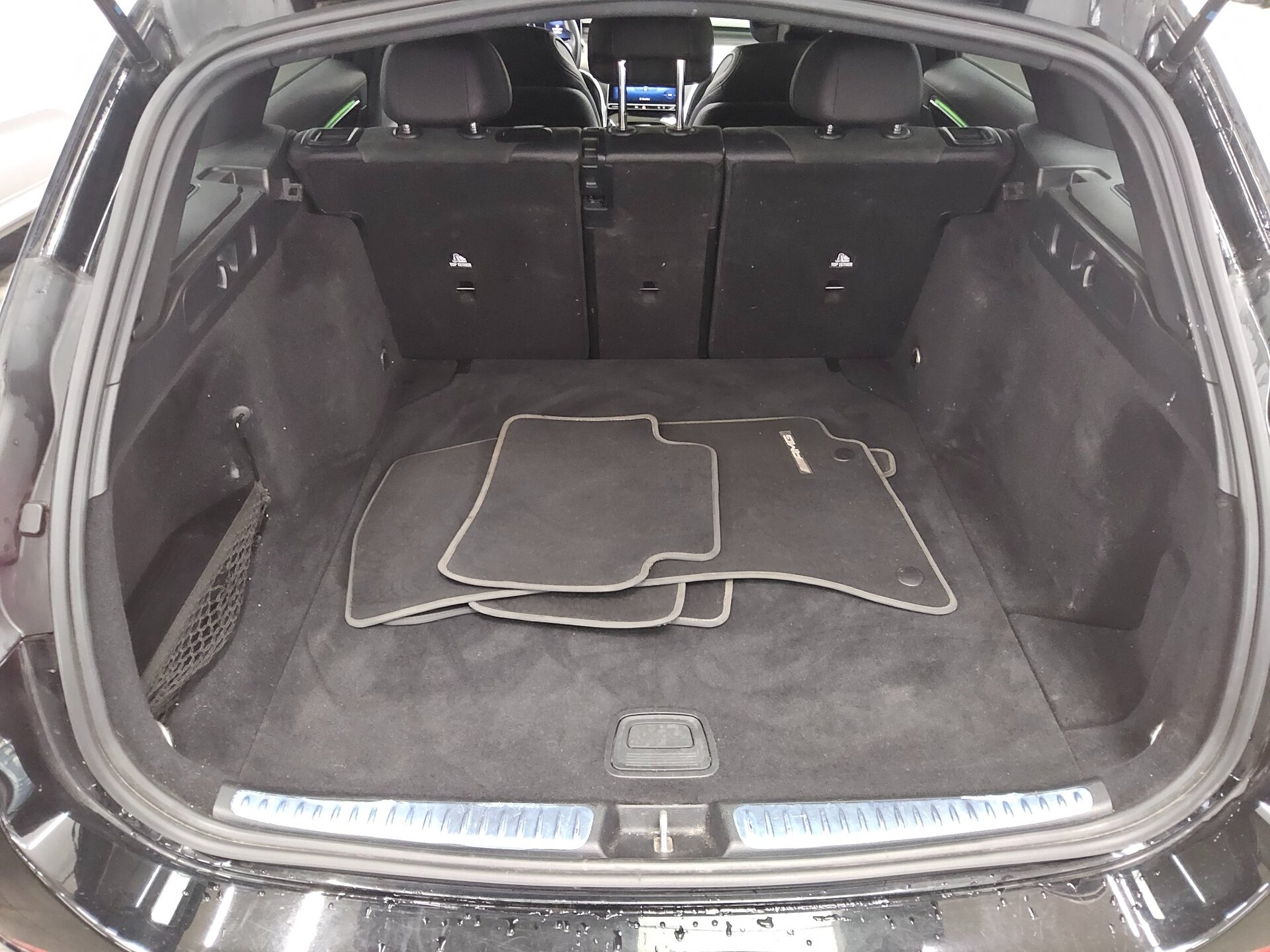 Mercedes-Benz C 220 T d AMG-Line T-Leder Navi LED Sound Night 12