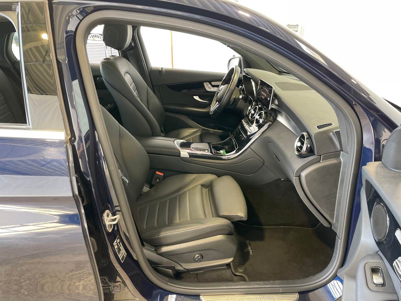 Mercedes-Benz GLC 220 d 4M 4MATIC NAVI LED LEDER SHZ 10