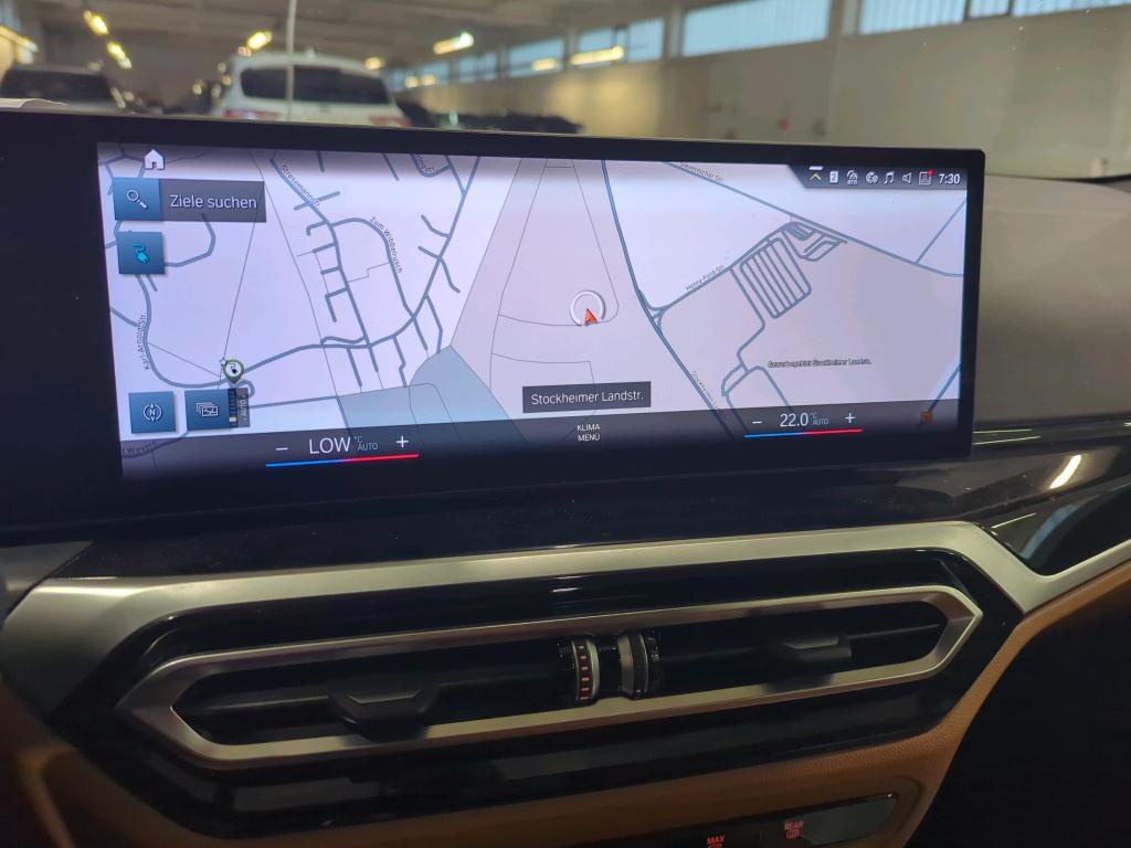 BMW i4 Gran Coupé NAVI KLIMAAUT SHZ RFK LED 8