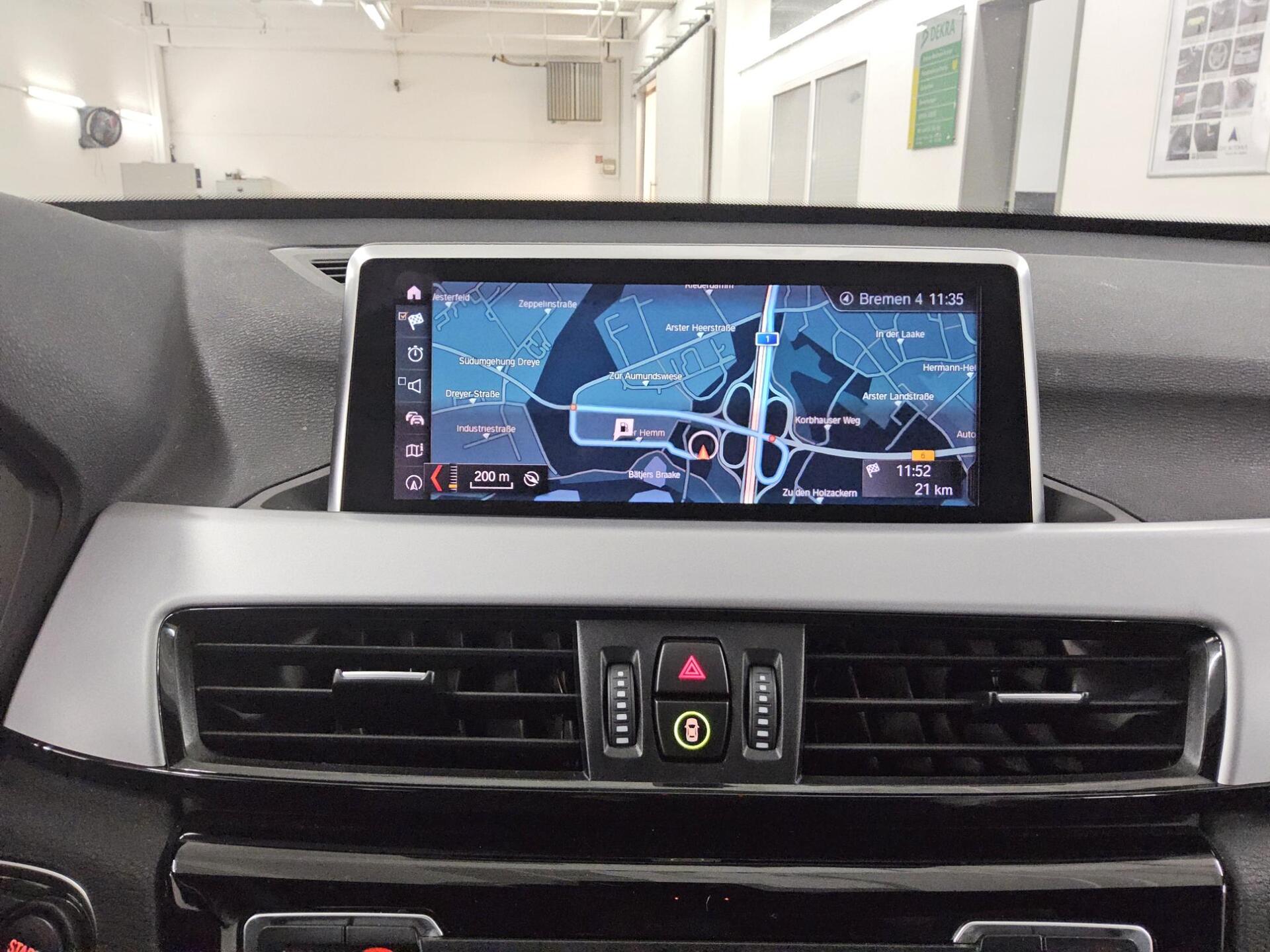 BMW X1 sDrive18d Advantage Navi HiFi ACC PDC Shz 7