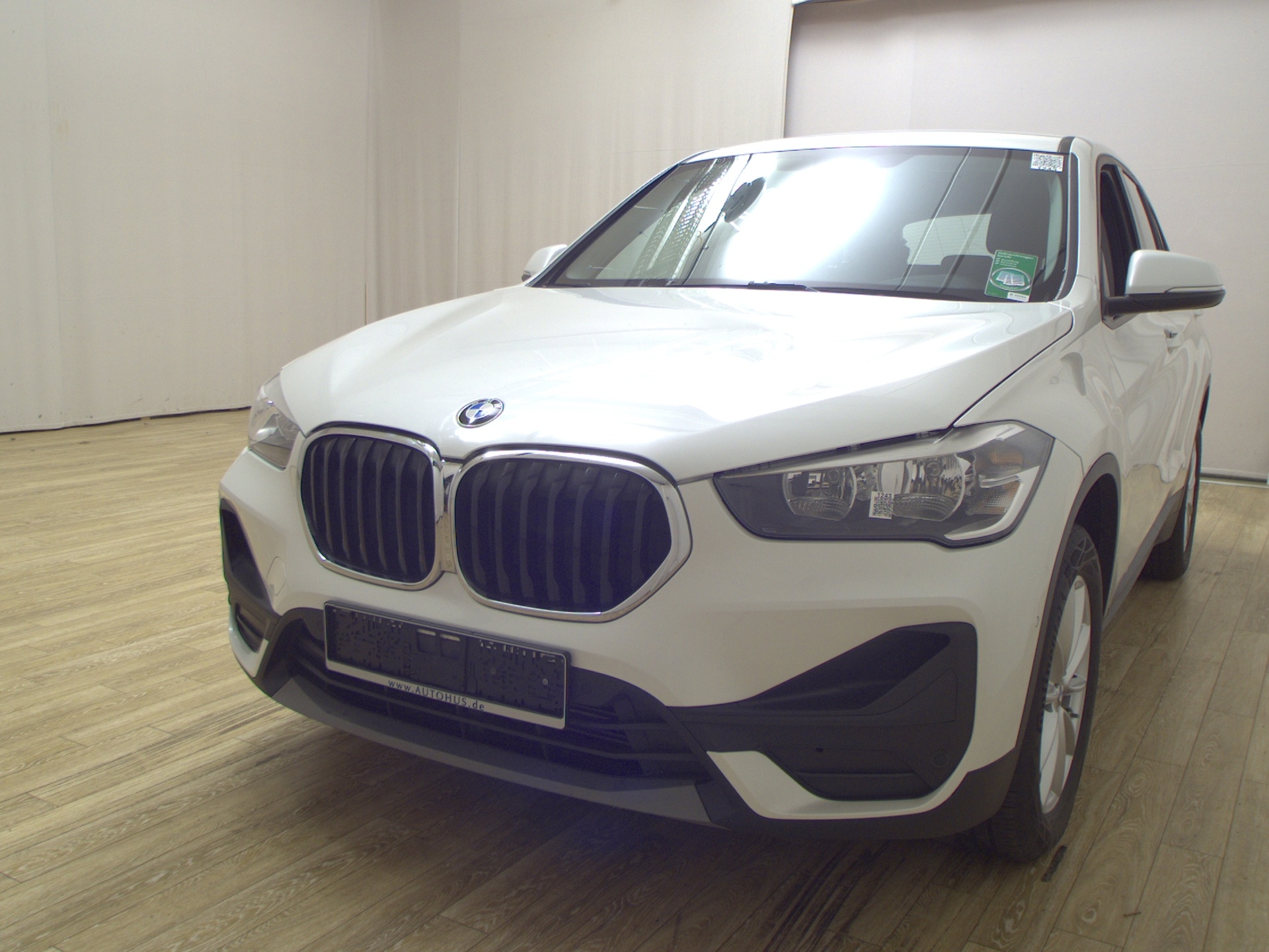 BMW X1 sDrive18d Advantage Navi HiFi ACC PDC Shz 2