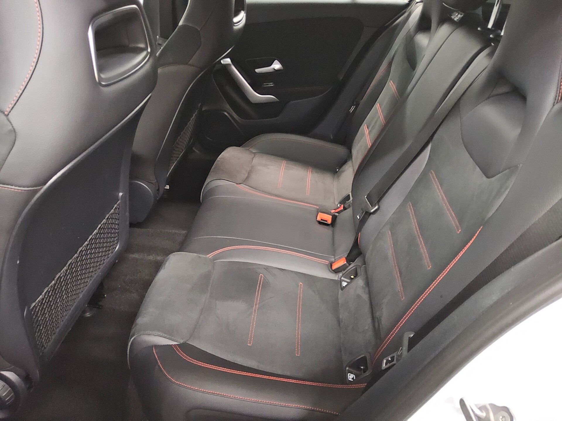 Mercedes-Benz A 250 e AMG-Line Navi MB-LED HuD Shz Distronic+ 13